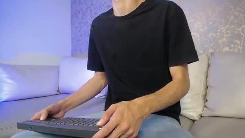 Robbin online show from September 20, 2025, 8:54 pm