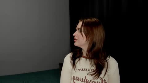 Lisa and Robert  i am online all days 900 am GMT3   online show from December 27, 2024, 12:34 pm