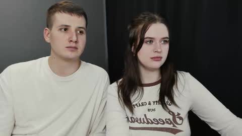 Lisa and Robert  i am online all days 900 am GMT3   online show from February 11, 2025, 9:20 am