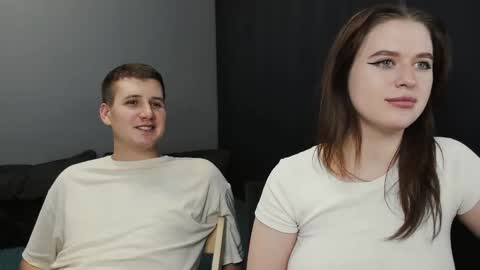 Lisa and Robert  i am online all days 900 am GMT3   online show from February 19, 2025, 2:44 am