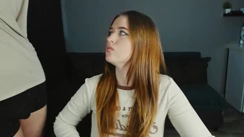 Lisa and Robert  i am online all days 900 am GMT3   online show from September 19, 2025, 11:22 am