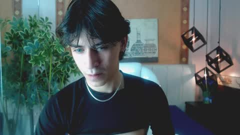 Snapshot of roberthalv chatting on April 9, 2026, 12:54 pm ROBERTH online show from April 9, 2026, 12:54 pm