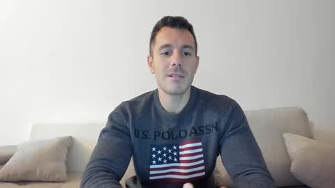 roberto4ever online show from November 19, 2025, 10:15 am