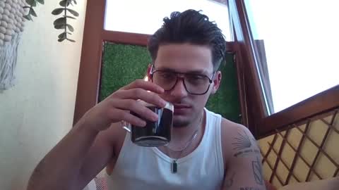 Roberto online show from April 26, 2026, 10:02 am