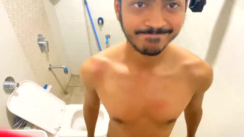 Snapshot of robertsalia220 chatting on December 4, 2024, 4:32 am Robertsalia online show from December 4, 2024, 4:32 am