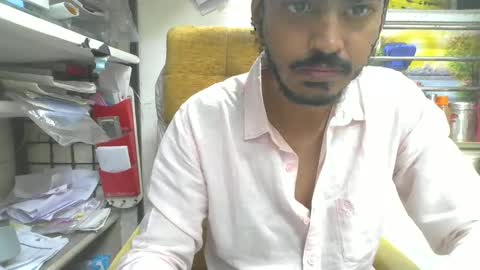 Snapshot of robertsalia220 chatting on February 14, 2025, 12:57 pm Robertsalia online show from February 14, 2025, 12:57 pm