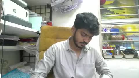 Snapshot of robertsalia220 chatting on October 9, 2025, 12:14 pm Robertsalia online show from October 9, 2025, 12:14 pm