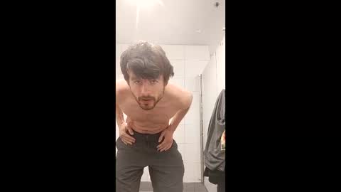 robertstewart18122301 online show from March 30, 2026, 3:51 am