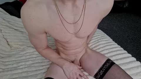 Snapshot of robex88_ chatting on February 25, 2026, 8:46 am robex88_ online show from February 25, 2026, 8:46 am