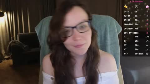 Snapshot of robin_gal chatting on January 19, 2025, 7:26 pm Robin online show from January 19, 2025, 7:26 pm