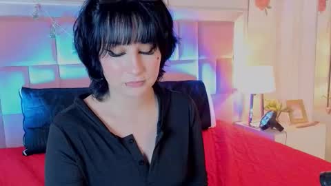 Snapshot of robinbennett chatting on April 27, 2026, 3:43 pm robin D online show from April 27, 2026, 3:43 pm