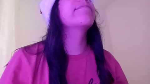 Robin online show from December 14, 2025, 6:12 pm