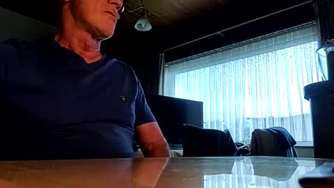 robke1966 online show from December 7, 2024, 8:11 am