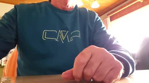 robke1966 online show from November 26, 2025, 9:43 am