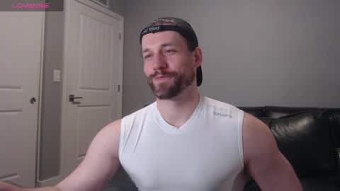 Snapshot of robknocks chatting on September 19, 2025, 8:09 pm Rob Knocks online show from September 19, 2025, 8:09 pm