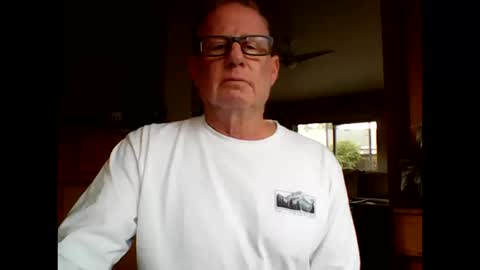 robo0000 online show from October 13, 2025, 6:08 pm