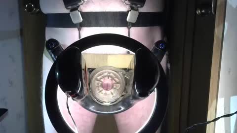 Robodickmilker online show from March 7, 2025, 9:27 pm