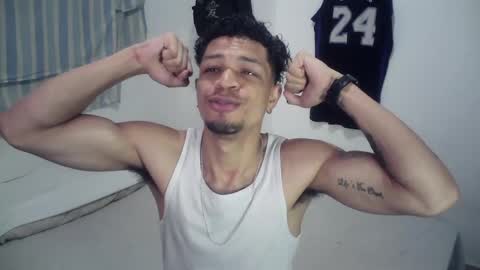 Rocco online show from October 25, 2025, 1:18 pm