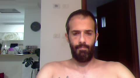 Snapshot of rockistman1 chatting on June 5, 2026, 6:35 pm rockistman1 online show from June 5, 2026, 6:35 pm