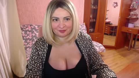 Rocknlinxx online show from April 10, 2026, 7:07 pm