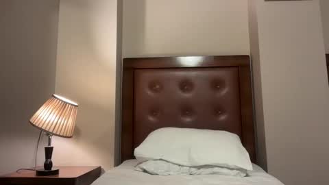 rockybee1 online show from October 29, 2025, 11:17 pm