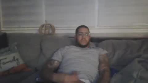 roddy_pipeher215 online show from October 9, 2025, 6:11 am