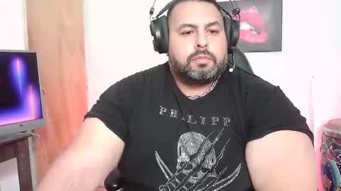 rodrixxx54 online show from January 24, 2025, 11:23 pm