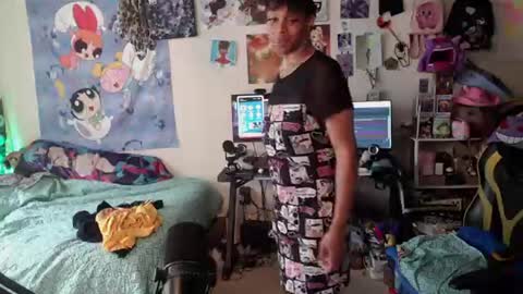 Snapshot of roelliitheecchi chatting on July 6, 2026, 5:04 pm Roellii Pinky online show from July 6, 2026, 5:04 pm