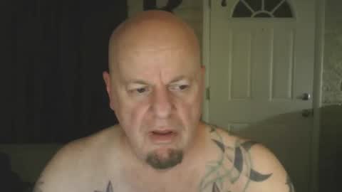 roinaz online show from April 5, 2026, 3:36 am