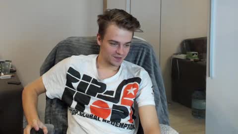 taylor fox online show from December 22, 2024, 6:39 am