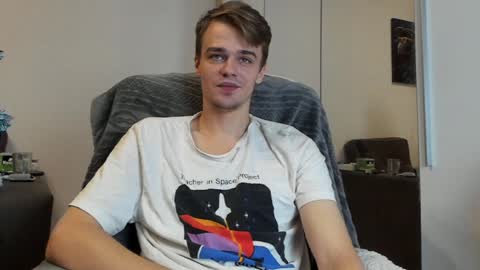 taylor fox online show from December 25, 2024, 2:56 pm