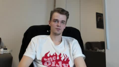 taylor fox online show from February 12, 2025, 4:11 pm