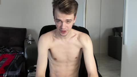 taylor fox online show from February 28, 2025, 10:41 am