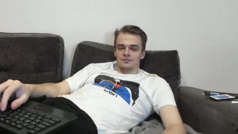 taylor fox online show from March 4, 2025, 5:45 pm