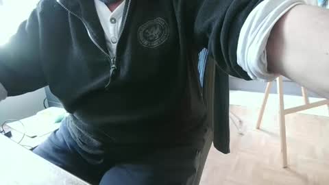 Snapshot of rolandloser1000 chatting on March 26, 2026, 12:11 pm rolandloser1000 online show from March 26, 2026, 12:11 pm