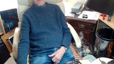 rolydawe online show from April 2, 2026, 1:53 pm