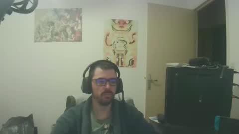 romainb72 online show from March 6, 2025, 7:10 pm