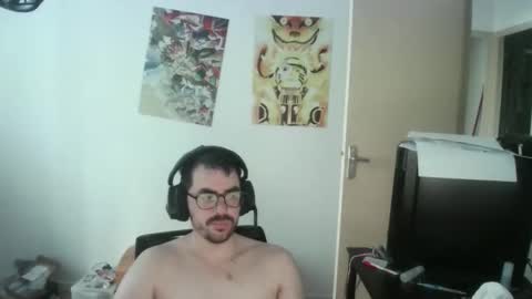 Snapshot of romainb72 chatting on April 26, 2026, 5:49 am romainb72 online show from April 26, 2026, 5:49 am