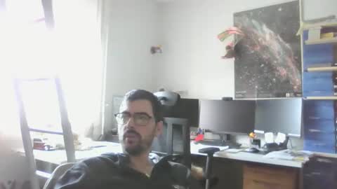 Snapshot of romainb72 chatting on May 3, 2026, 12:00 pm romainb72 online show from May 3, 2026, 12:00 pm