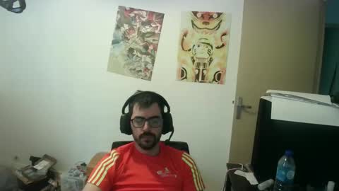 Snapshot of romainb72 chatting on May 7, 2026, 5:35 am romainb72 online show from May 7, 2026, 5:35 am
