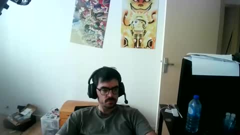 Snapshot of romainb72 chatting on June 2, 2026, 9:22 am romainb72 online show from June 2, 2026, 9:22 am