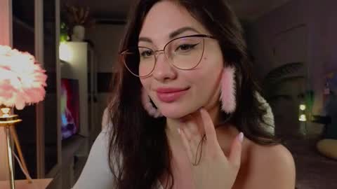 Snapshot of romanticsonya chatting on March 17, 2026, 12:15 am romanticsonya online show from March 17, 2026, 12:15 am