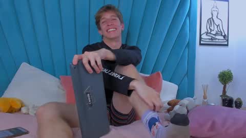 Romeo Ricci online show from January 14, 2025, 7:21 pm