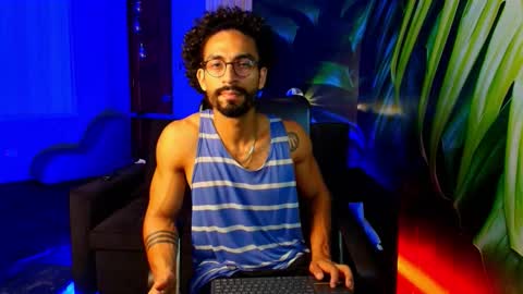 R O M E O  online show from February 1, 2026, 9:02 pm