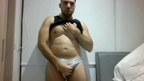Romeo online show from May 12, 2026, 11:46 pm