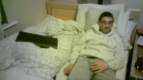 Snapshot of romson998181 chatting on March 23, 2026, 8:57 pm romson998181 online show from March 23, 2026, 8:57 pm