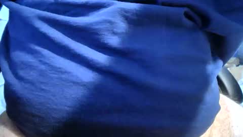 Snapshot of romulec chatting on December 17, 2024, 2:33 pm romulec online show from December 17, 2024, 2:33 pm