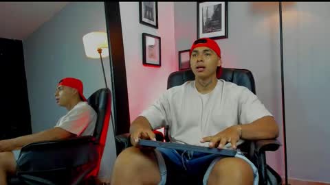 RonnieCanford online show from March 22, 2026, 4:54 pm