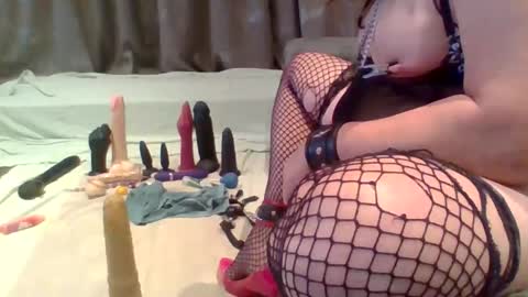 ronny cd online show from November 28, 2025, 10:34 pm