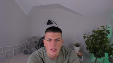 Rony online show from December 2, 2024, 1:24 pm